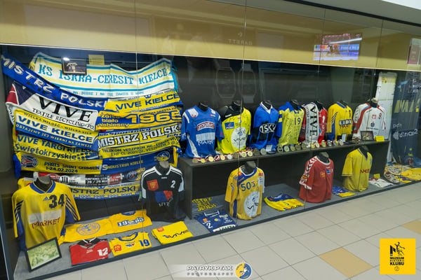 muzeum historii klubu iskra kielce (14)